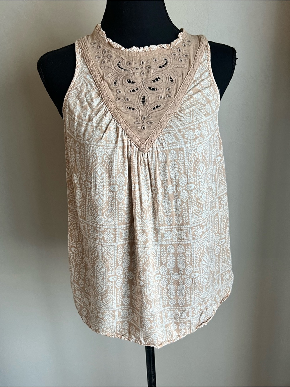 Maurices tan & white Patterned Lace-Trim Camisole
